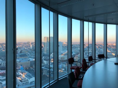 Energiebesparende Glasopties voor Kantoren en Commerciële Ruimtes